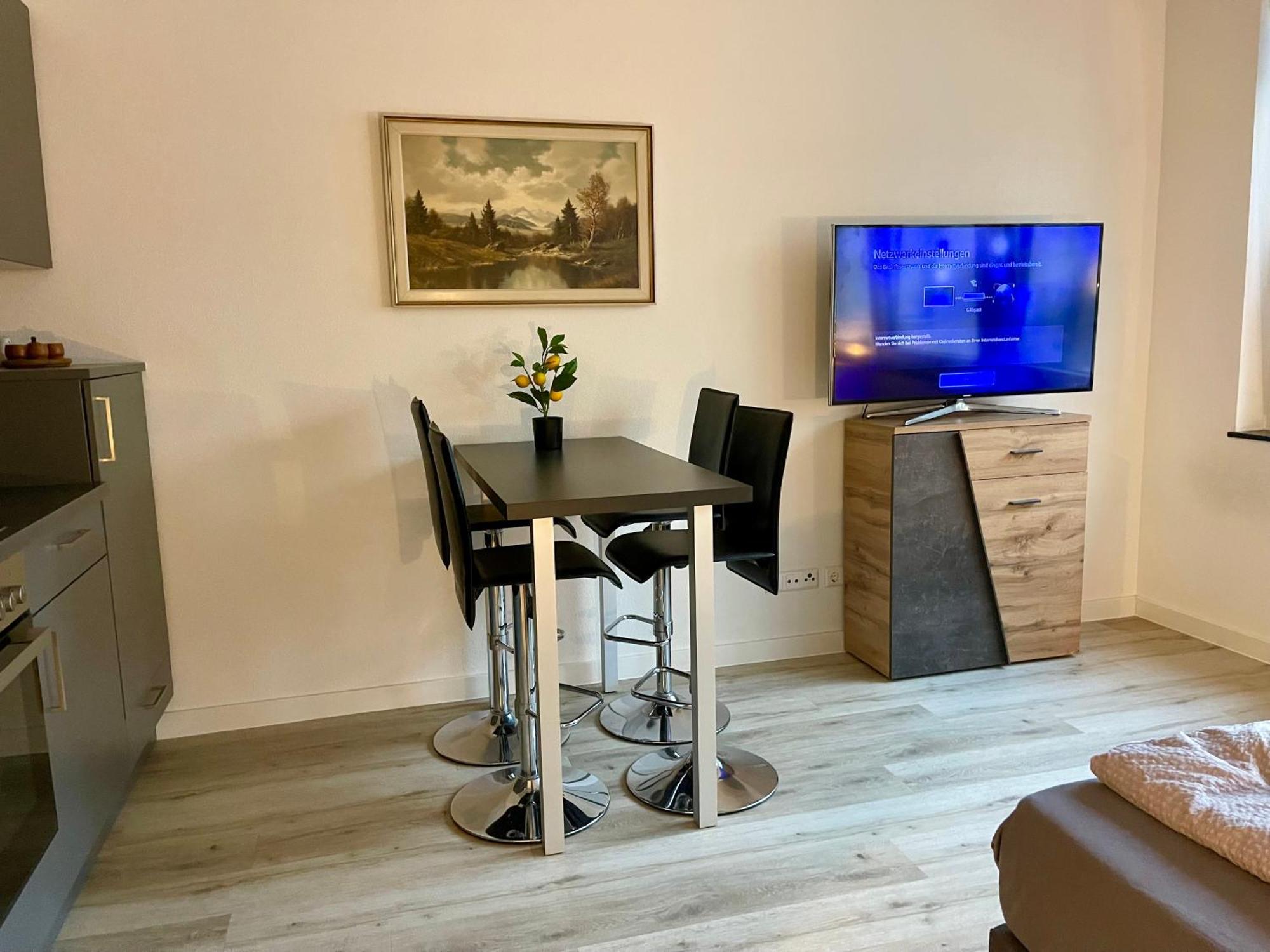 Neu Schwarzwald Zimmer Am Schloessle Goldstadt Пфорцхайм Екстериор снимка